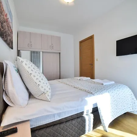 Balkan Hill Апартаменты Златибор