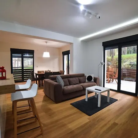 Balkan Hill Apartment